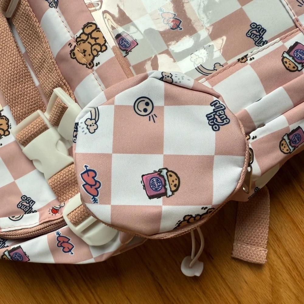 MENGHUO Kawaii Pink Checkered Backpack with Bear Keychain - Picture 2 of 3